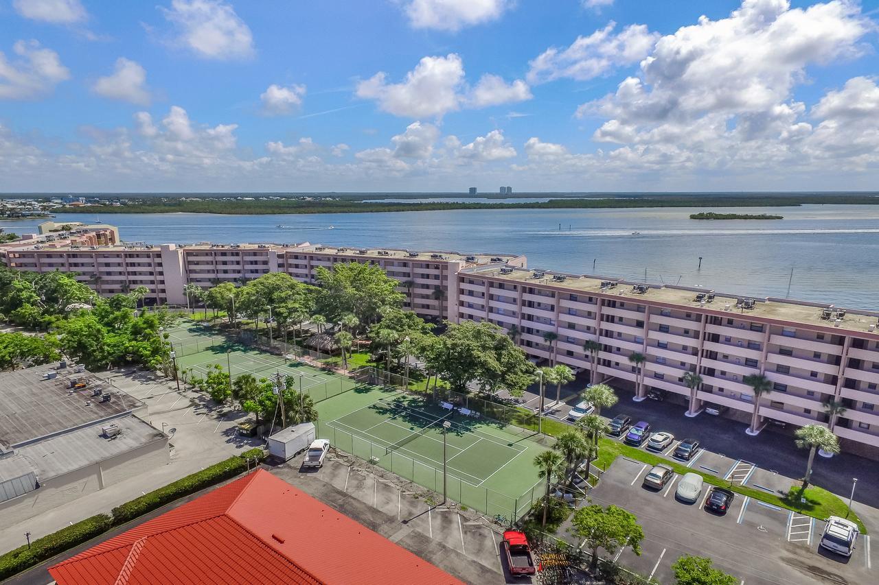 Riverside Club Марко Айлънд Екстериор снимка